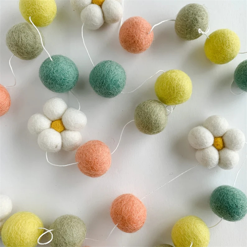 Wollfilzkugeln Gänseblümchen-B – Home Textiles Fabric Bewertung und Preis